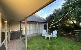 Papamoa Two Rooms & Kitchenette - Dogs Welcome